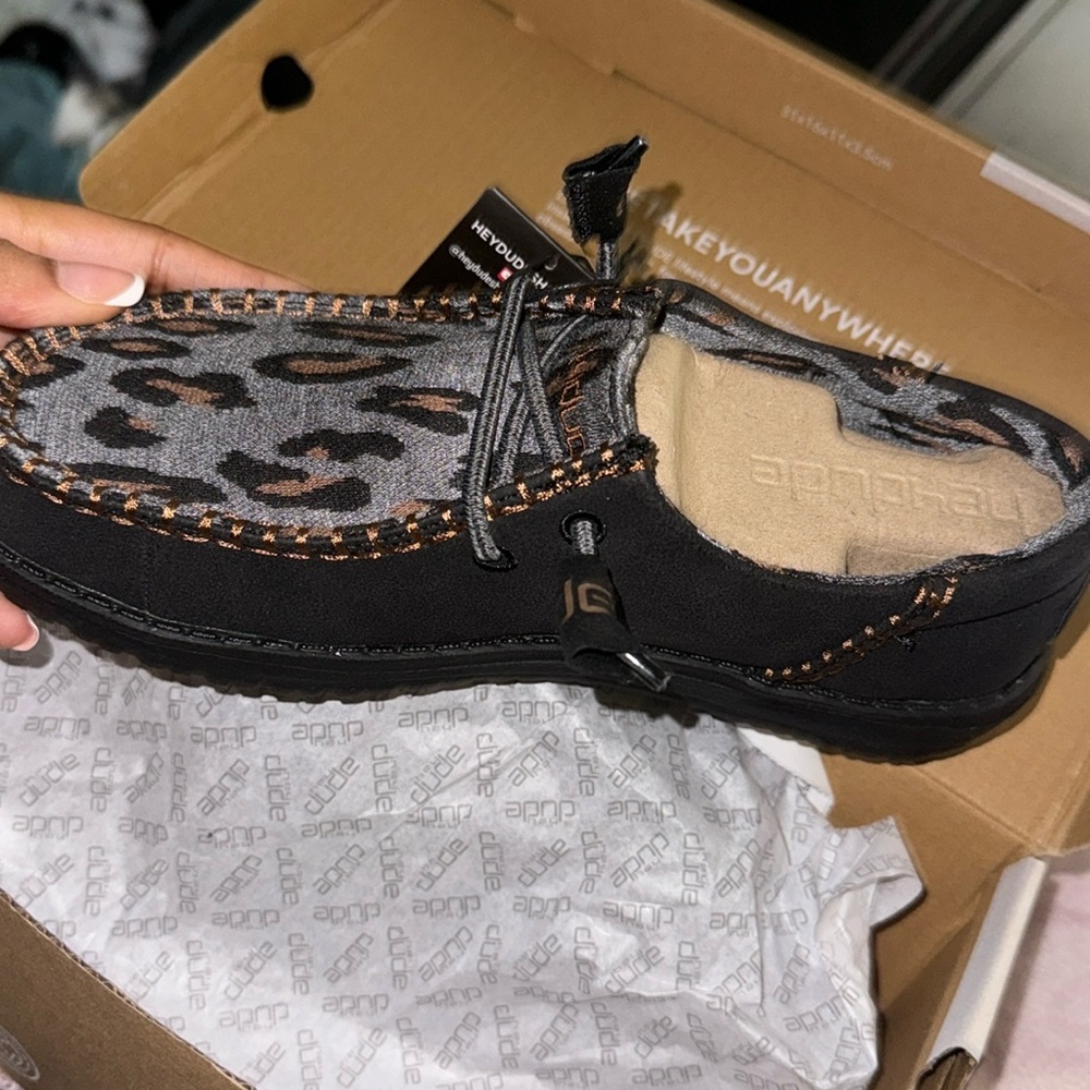 Size 6 brand new, never been worn hey dudes